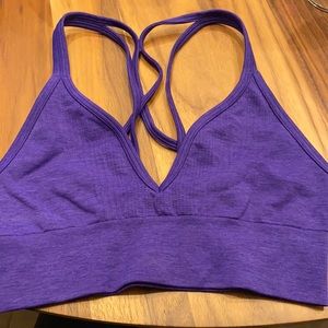 NWOT Lululemon Seamlessly Plunge Sports Bra